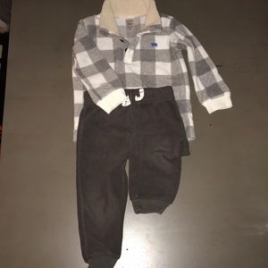 Carter's fleece outfit